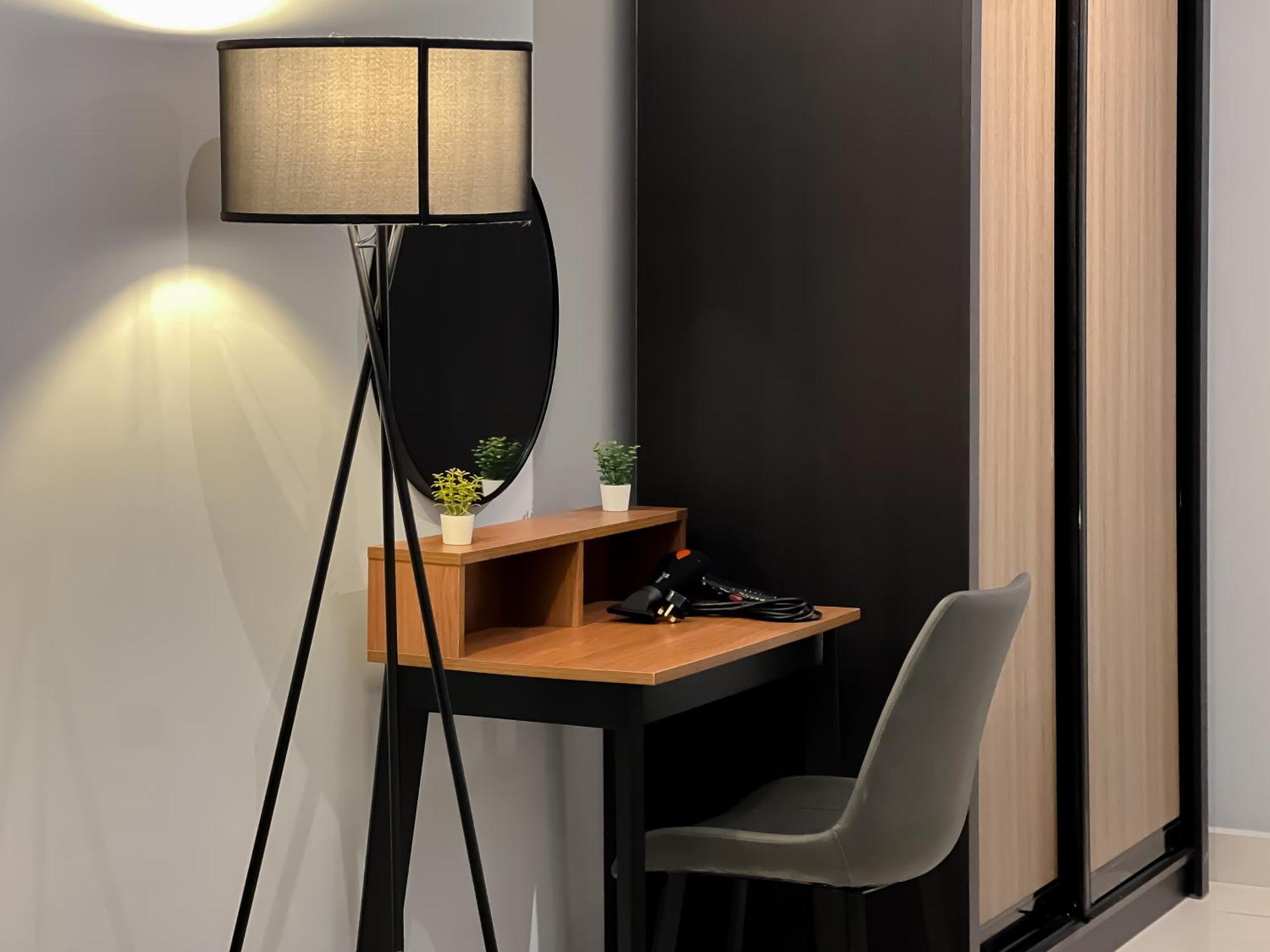 Edumetro @ By Manhattan Group